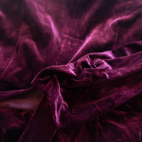 Adrianna Papell. Velvet Satin Lapel Tuxedo Jacket. - Picture 12 of 12